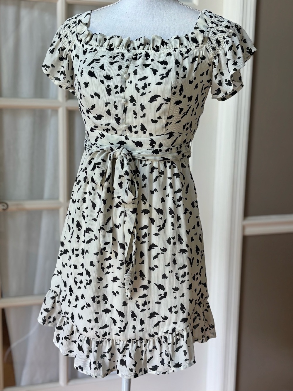 Wild Honey NWT Western Milkmaid Mini Dress Ivory Black Tie Waist S - Picture 6 of 11